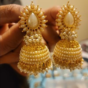 Jumki earrings